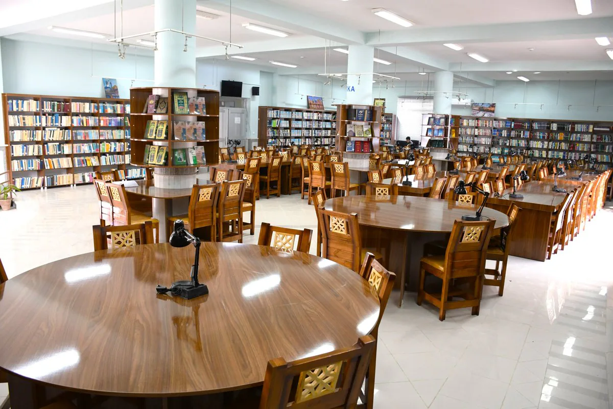 Afganistan'da Eğitim Altyapısı Modernize Ediliyor: TİKA Herat Üniversitesi'ne Yeni Kütüphane Afganistan'da Eğitim Altyapısı Modernize Ediliyor: TİKA Herat Üniversitesi'ne Yeni Kütüphane