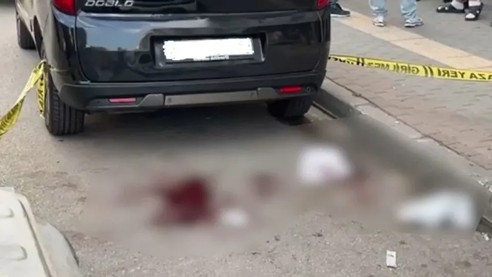 Bursa'da Sosyal Medya Kavgası Kanlı Bitti: 22 Yaşındaki Genç Öldürüldü görseli