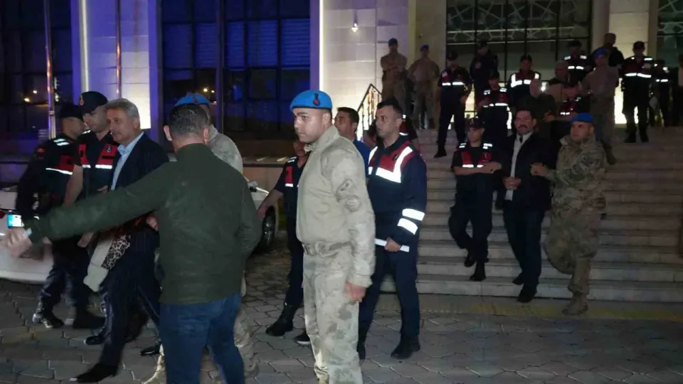 Yahşihan Belediyesi yolsuzluk soruşturmasında 2 eski başkan dahil 15 tutuklama görseli