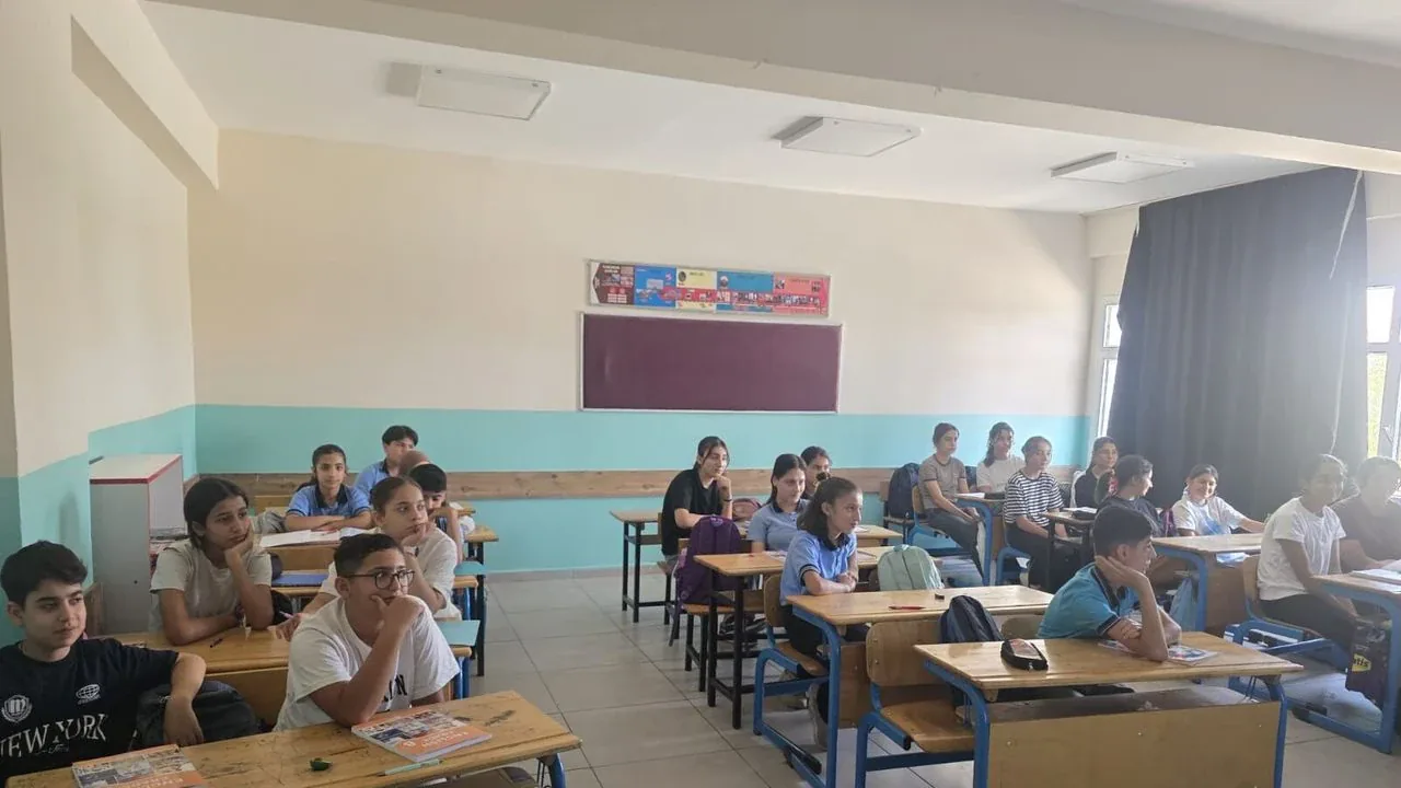 Cizre'de DYK kursları başladı: LGS ve YKS ücretsiz destek programına kayıt devam ediyor Cizre'de DYK kursları başladı: LGS ve YKS ücretsiz destek programına kayıt devam ediyor