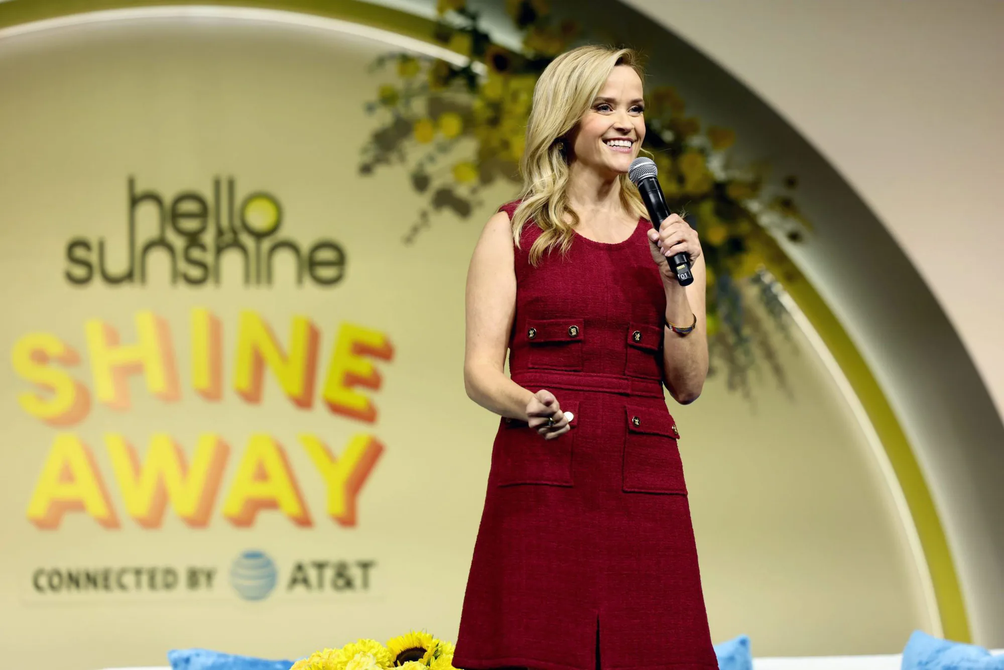 Reese Witherspoon: Oyunculuktan 900 Milyon Dolarlık İmparatorluğa Reese Witherspoon: Oyunculuktan 900 Milyon Dolarlık İmparatorluğa