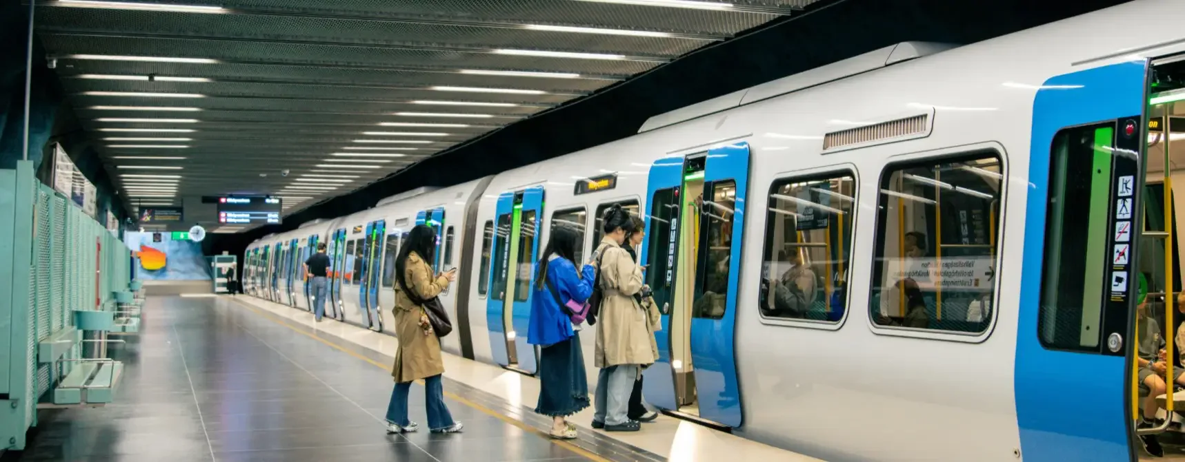 Hollanda'da Ulaşım Hamlesi: 49 Euro'ya Tren Yolculuğu Dönemi Hollanda'da Ulaşım Hamlesi: 49 Euro'ya Tren Yolculuğu Dönemi