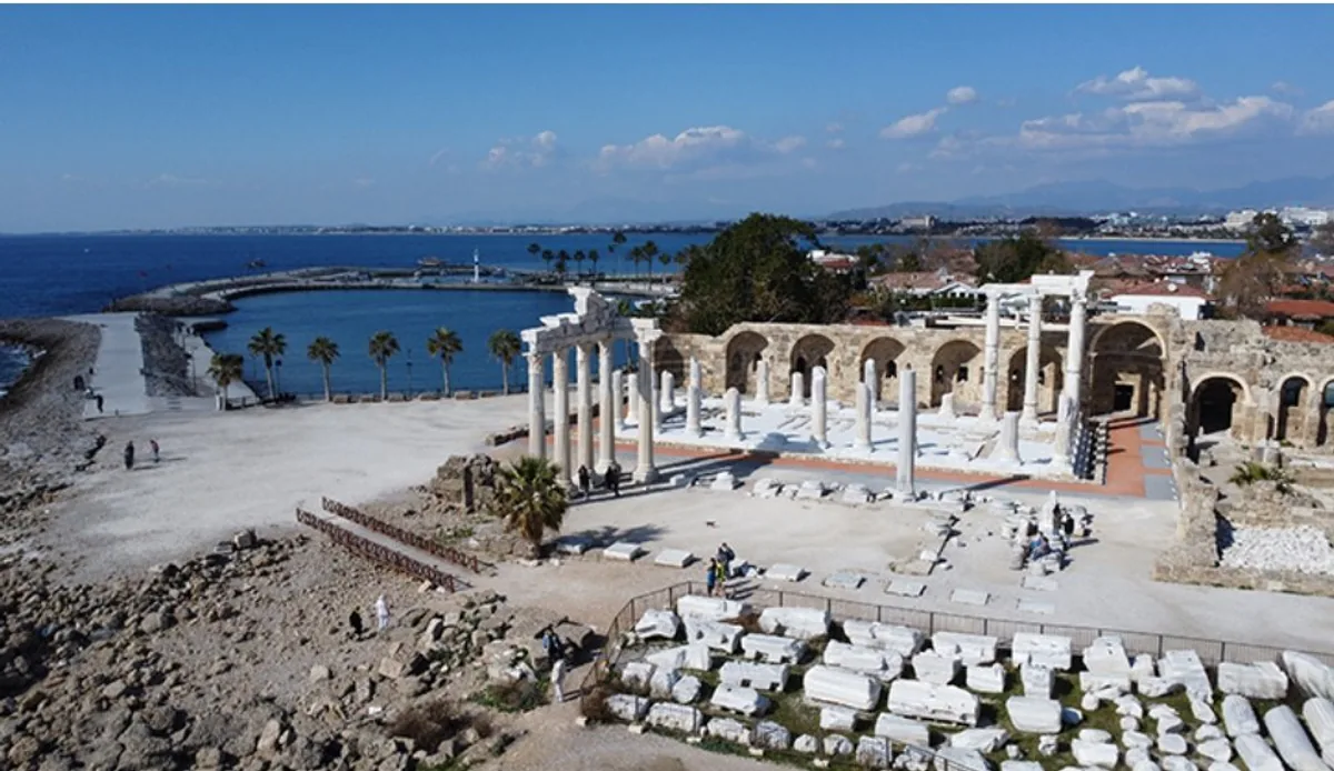 Antik Side'de Restorasyon: Athena Tapınağı Ziyaretçilerine Açıldı Antik Side'de Restorasyon: Athena Tapınağı Ziyaretçilerine Açıldı