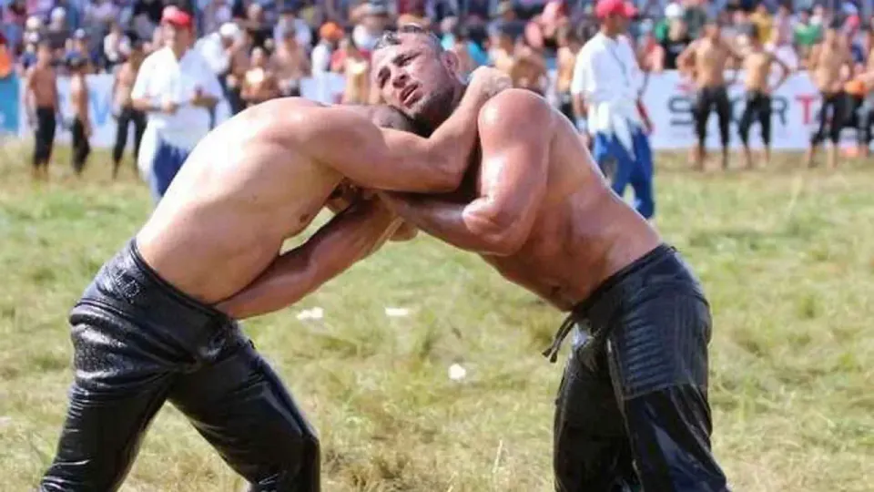 Gökbel Festivali'nde spor şöleni: Yağlı güreşler ve bisiklet tırmanışı başlıyor görseli