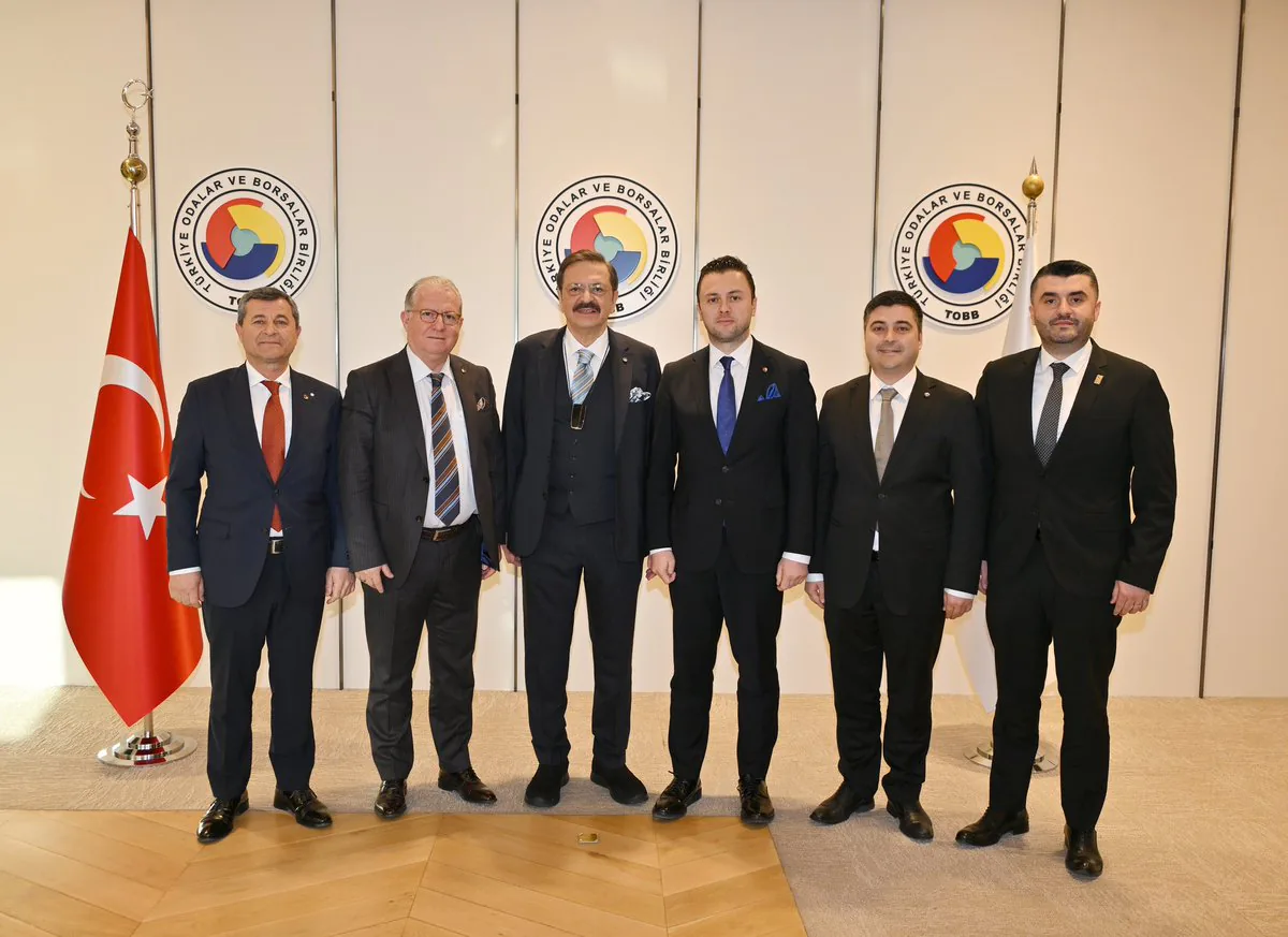 TOBB Başkanı M. Rıfat Hisarcıklıoğlu, İpsala Umat Gümrük ve Turizm İşletmeleri A.Ş. Yönetim Kurulunu Ziyaret Etti TOBB Başkanı M. Rıfat Hisarcıklıoğlu, İpsala Umat Gümrük ve Turizm İşletmeleri A.Ş. Yönetim Kurulunu Ziyaret Etti