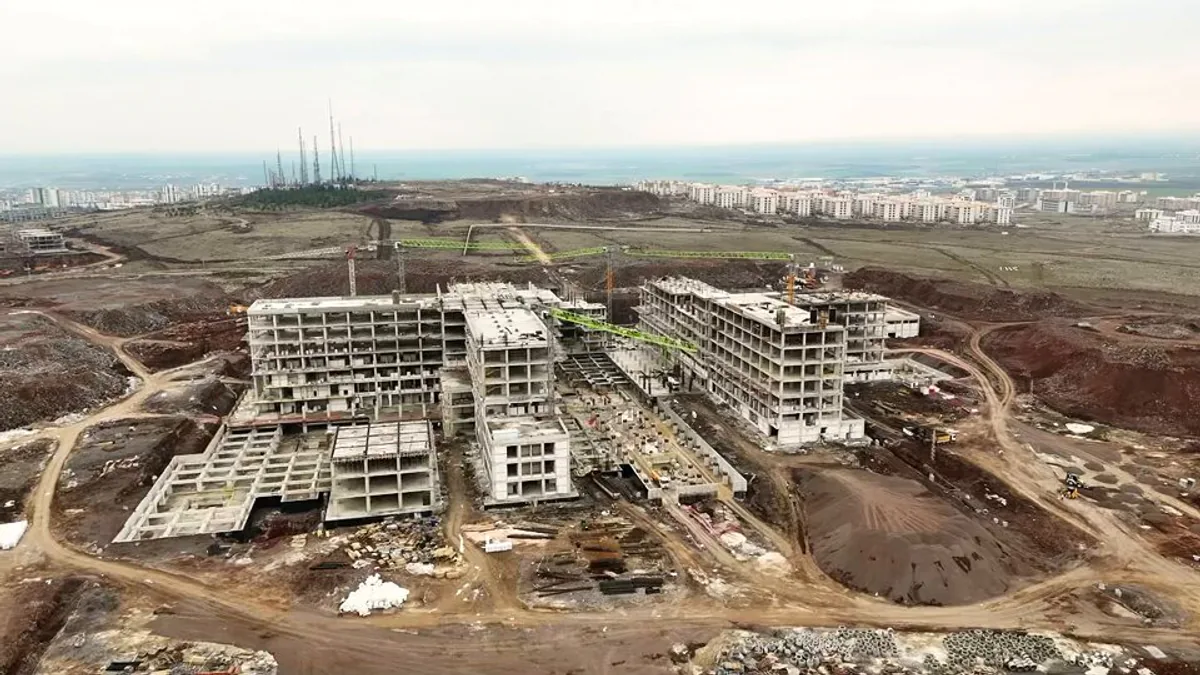 Sağlık Bakanı Memişoğlu: Diyarbakır'da Sağlık Altyapısı Güçlendiriliyor Sağlık Bakanı Memişoğlu: Diyarbakır'da Sağlık Altyapısı Güçlendiriliyor