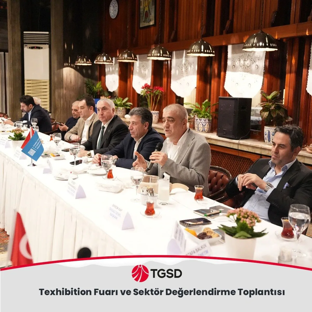Türkiye Giyim Sanayicileri Derneği'nden İFTAR Etkinliği ve Sektör Değerlendirmesi Türkiye Giyim Sanayicileri Derneği'nden İFTAR Etkinliği ve Sektör Değerlendirmesi