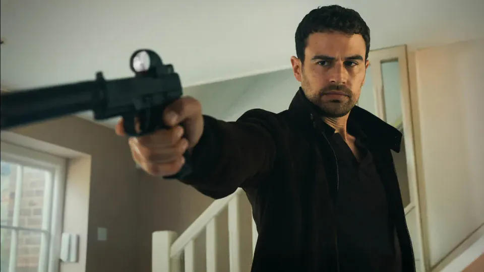 Netflix 'The Gentlemen' 2. Sezon İzlenmesinde %{50} Düşüş: 6,7 Milyon vs 12,2 Milyon