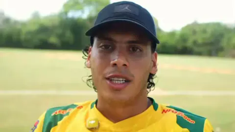 Real Cartagena'da Transfer Bombası: Edison López İmzayı Attı