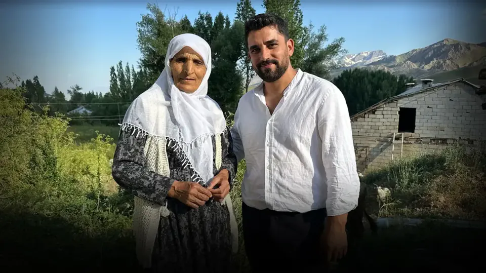 Yüksekova'da İneği Telef Olan Özbek Ailesine Onur Akman'dan Destek görseli