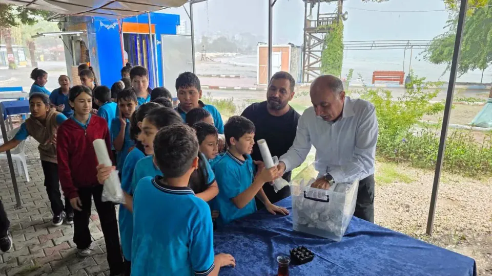 Yumurtalık'ta Gençlik Buluşması: Başkan Altıok Öğrencilerin Sorunlarını Dinledi görseli