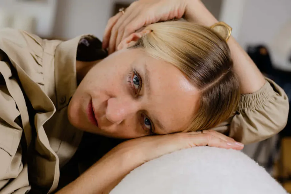 Bağımsız Sinemanın Kült İsmi Chloë Sevigny: Kariyer ve Yeni Başlangıçlar görseli