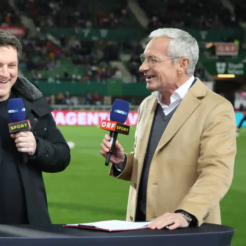 Rainer Pariasek ve Andreas Herzog'un Maç Sonu Diyaloğu Dikkat Çekti