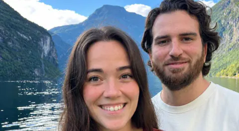 İspanya'dan Norveç'e göç eden çift 3 ayda 10 bin euro biriktirdi