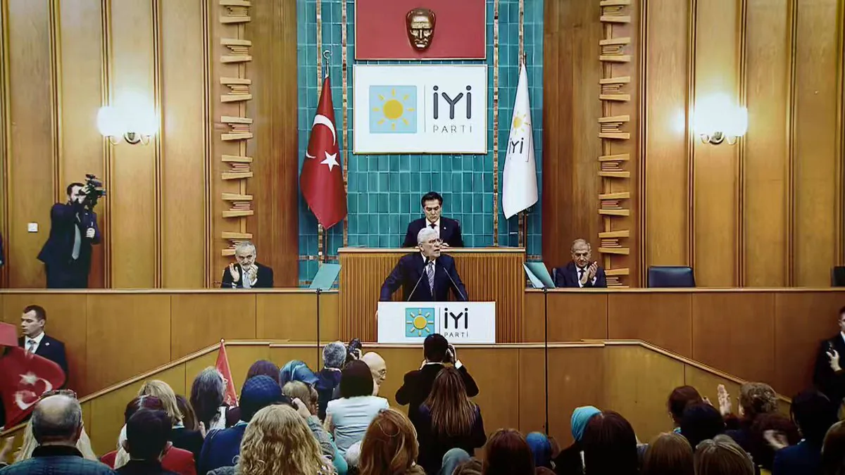 İyi Parti Genel Başkanı Müsavat Dervişoğlu: Masallarla Oyalayanlara Karşı Gerçekleri Anlatmaya Devam Ediyoruz İyi Parti Genel Başkanı Müsavat Dervişoğlu: Masallarla Oyalayanlara Karşı Gerçekleri Anlatmaya Devam Ediyoruz