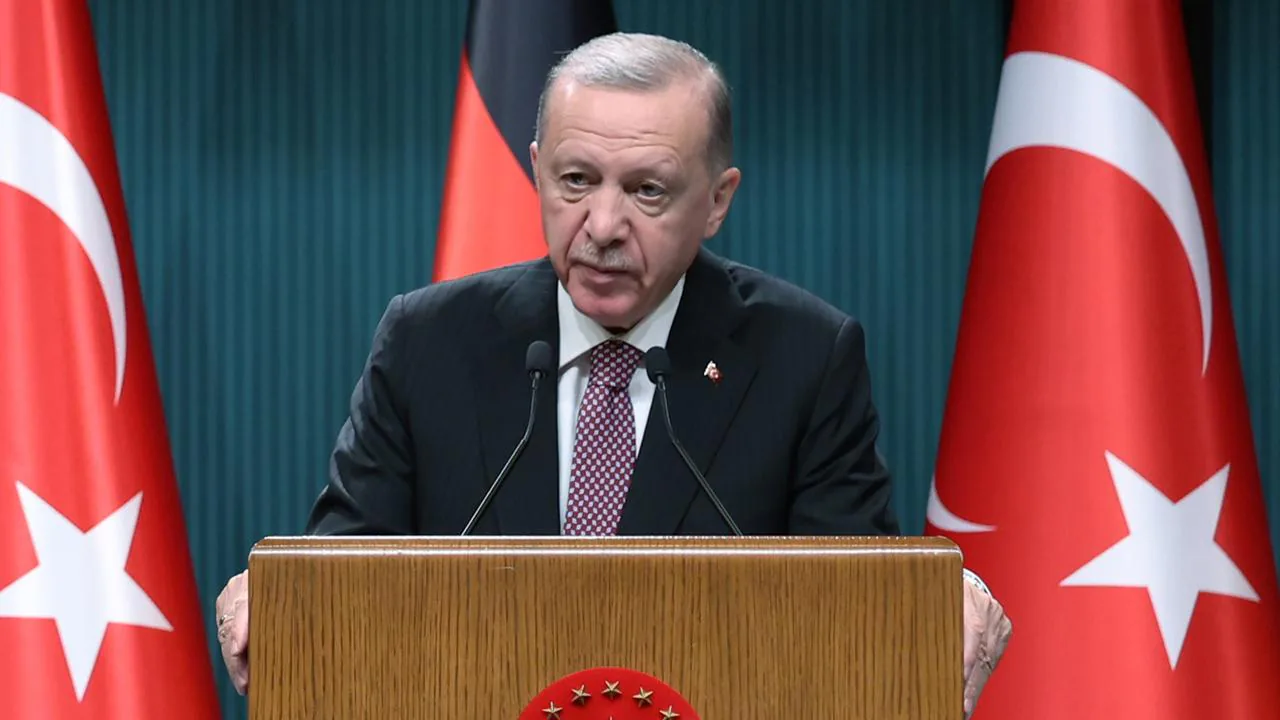 Cumhurbaşkanı Erdoğan: Aile Değerlerini Korumak Millî Görevdir Cumhurbaşkanı Erdoğan: Aile Değerlerini Korumak Millî Görevdir