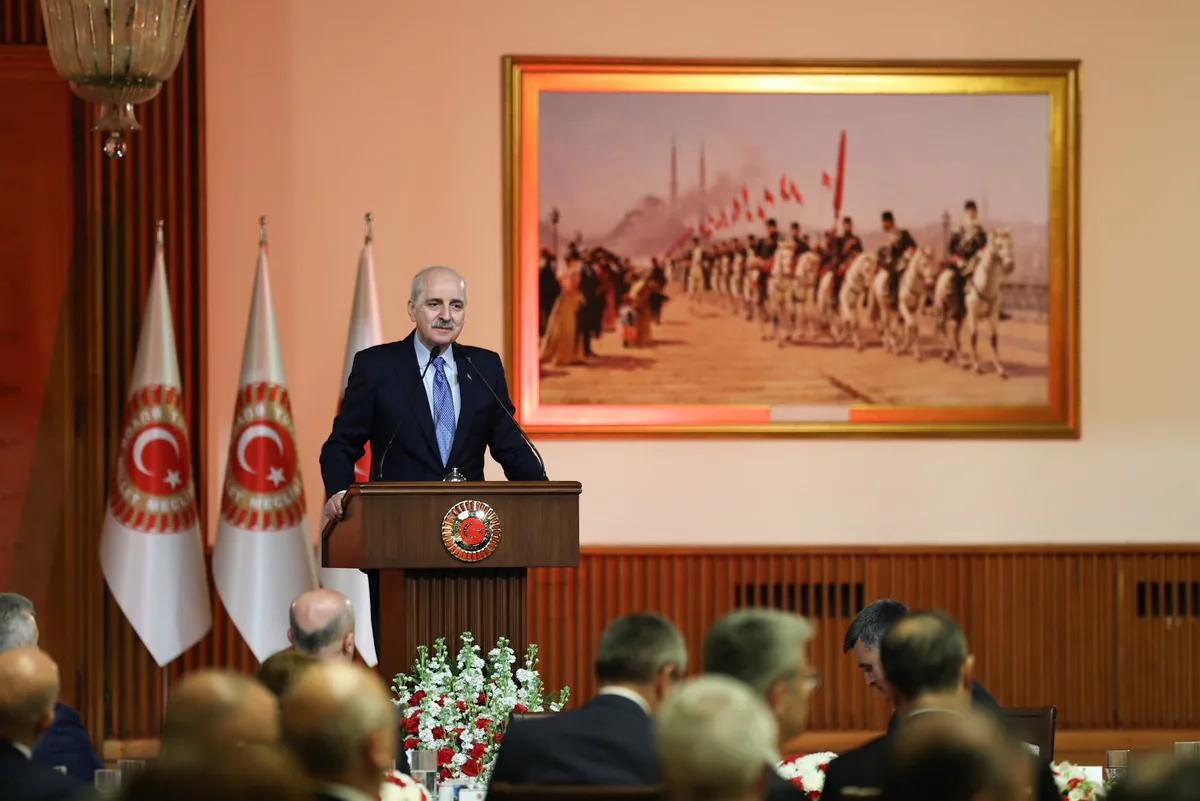 Türkiye Büyük Millet Meclisi Başkanı Numan Kurtulmuş, Rektörlerle İftar Programında Bir Araya Geldi Türkiye Büyük Millet Meclisi Başkanı Numan Kurtulmuş, Rektörlerle İftar Programında Bir Araya Geldi