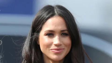 Meghan Markle çocukların okuluna alışırken yeni projelere odaklanıyor