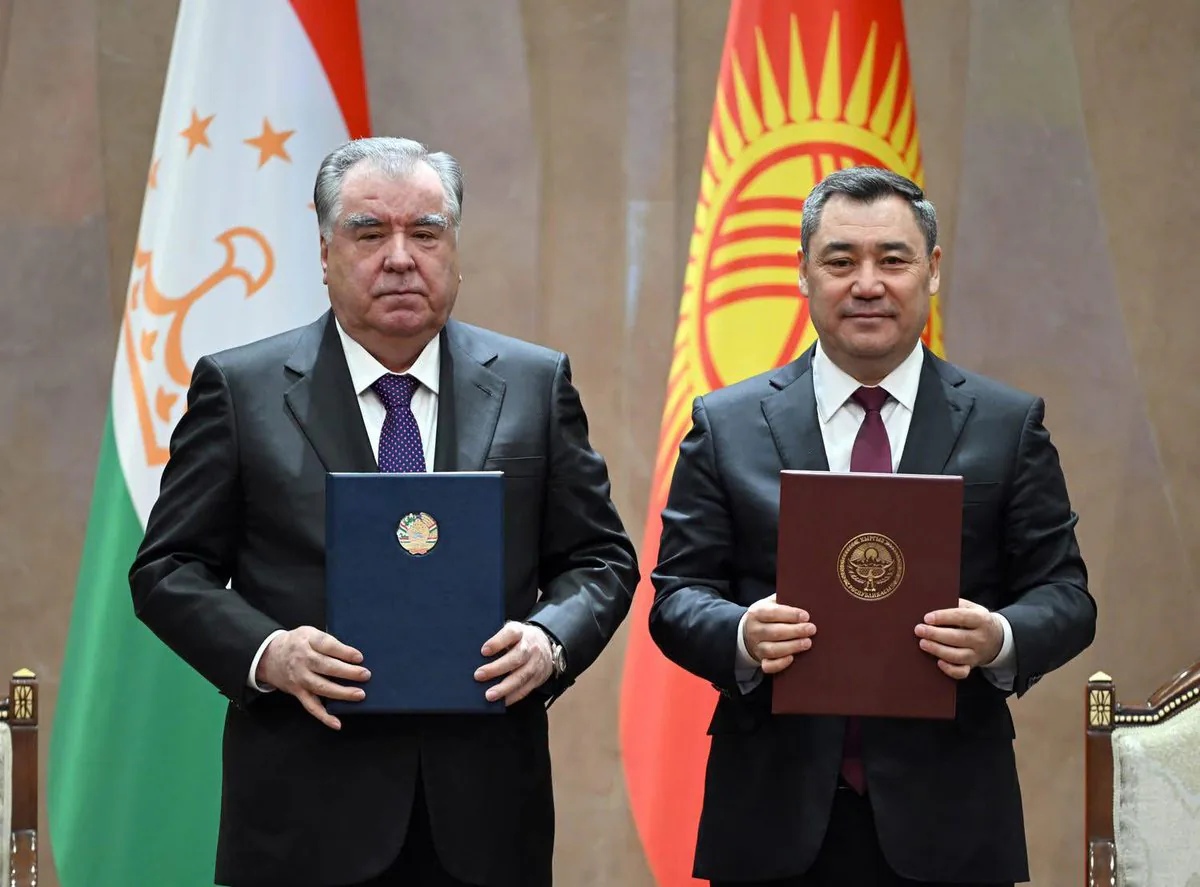 Kırgızistan ve Tacikistan Devlet Başkanı tarafından Sınır Anlaşması İmzalandı Kırgızistan ve Tacikistan Devlet Başkanı tarafından Sınır Anlaşması İmzalandı