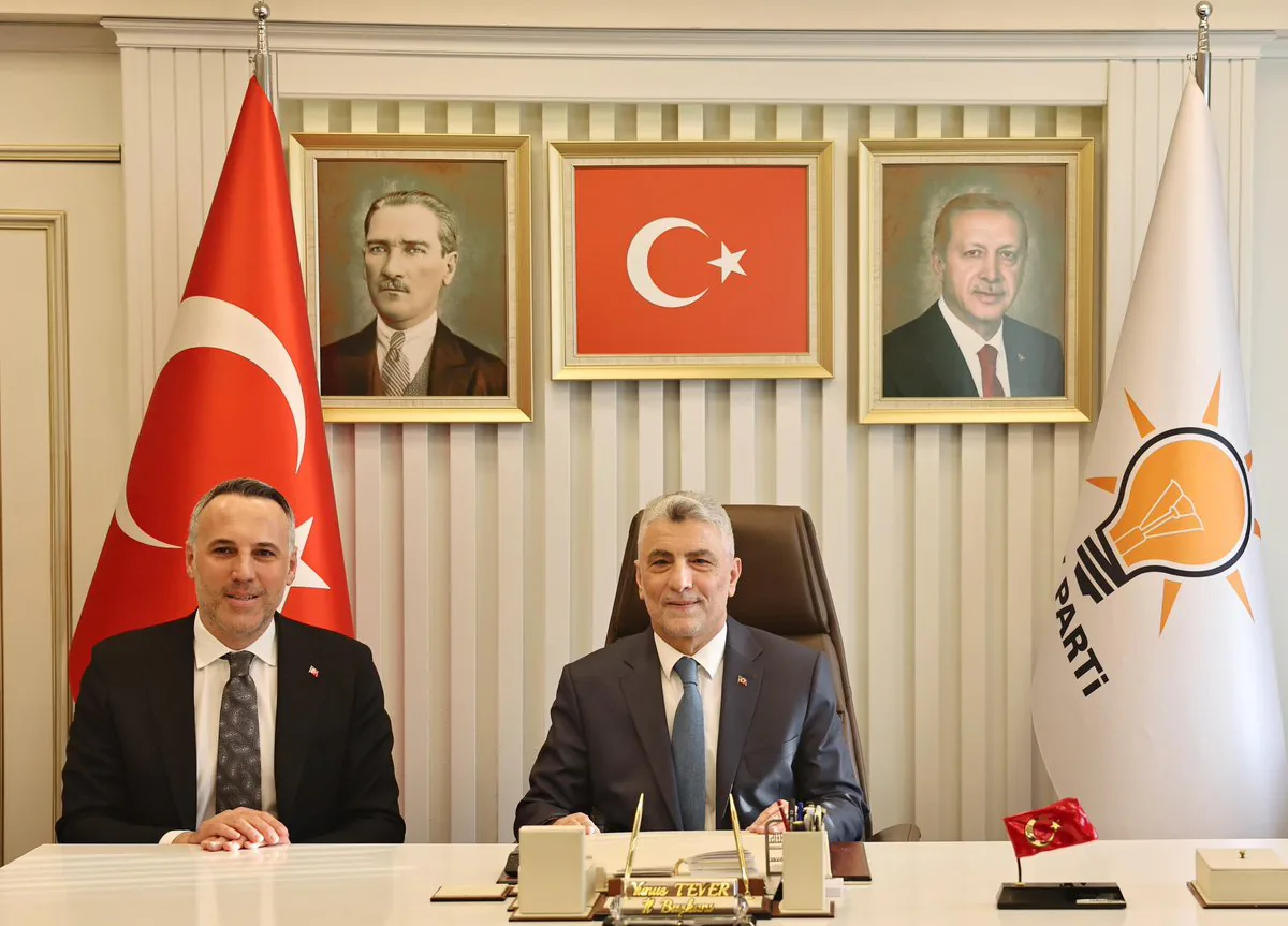 Ticaret Bakanı Bolat, Sakarya'da AK Parti Teşkilatıyla Bir Araya Geldi Ticaret Bakanı Bolat, Sakarya'da AK Parti Teşkilatıyla Bir Araya Geldi