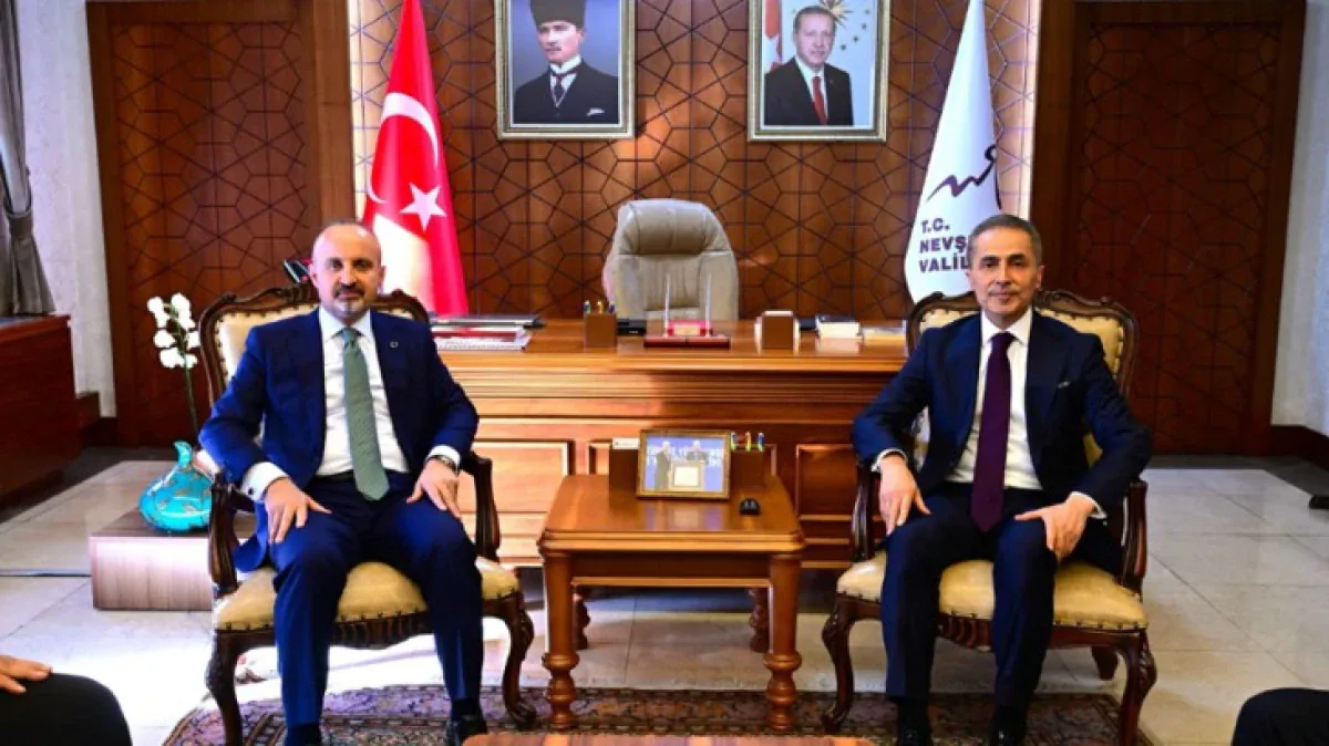 Bülent Turan'dan Nevşehir'e Ziyaret: Kamu Yatırımları ve Güvenlik Masada Bülent Turan'dan Nevşehir'e Ziyaret: Kamu Yatırımları ve Güvenlik Masada