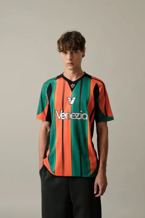 Venezia FC'den Stratejik Hamle: Futbol Kulübü Lüks Moda Markasına Dönüşüyor