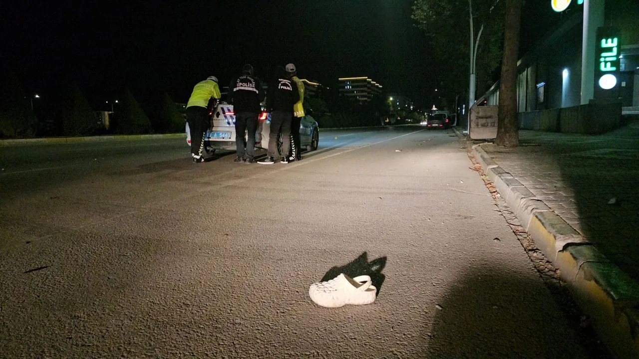 Çorum'da yaya kazası: Otomobil çarptı, 1 yaralı Çorum'da yaya kazası: Otomobil çarptı, 1 yaralı