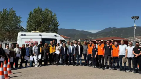 Karabük'te 112 personeline ambulans sürüş güvenliği eğitimi verildi