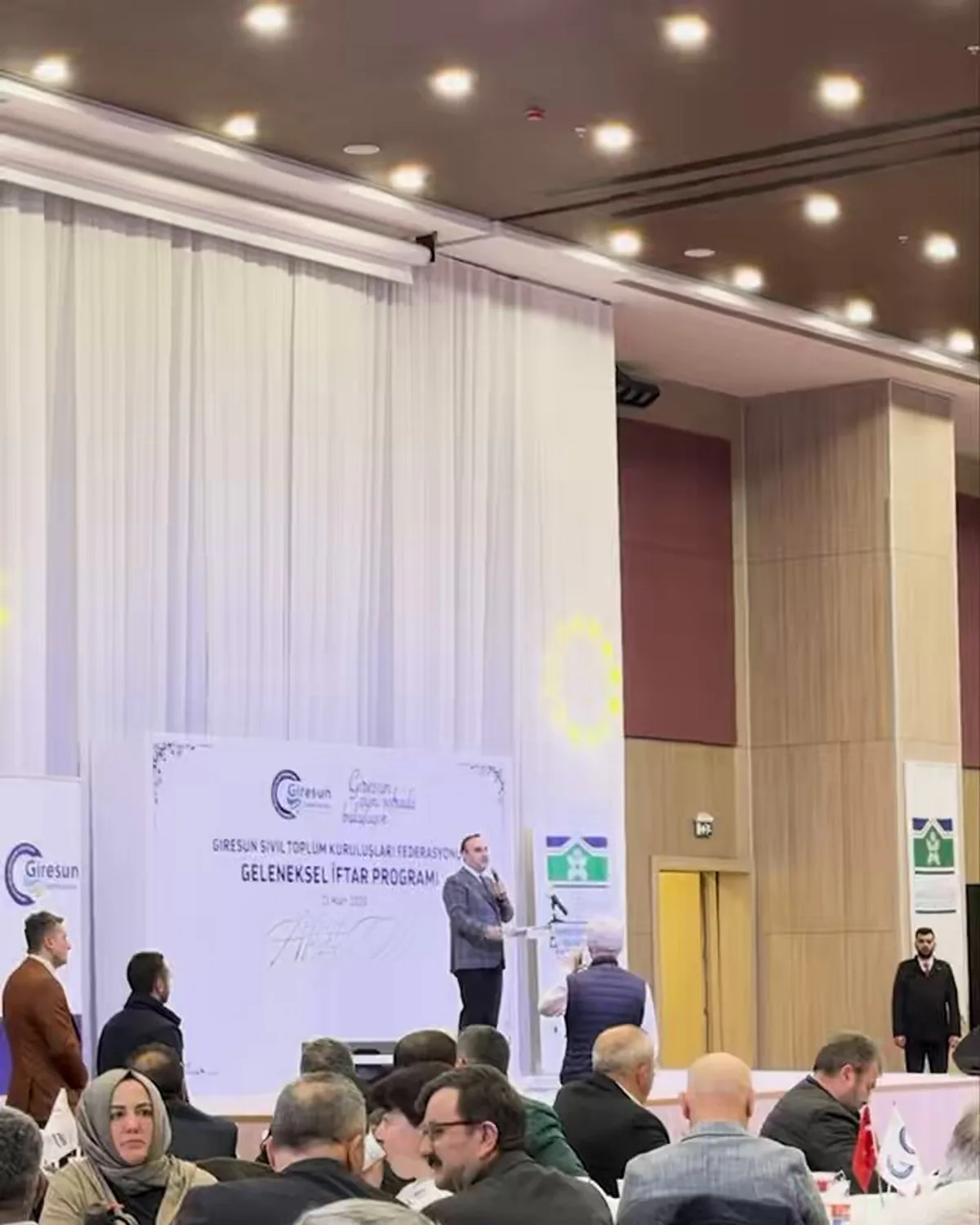 Kacır, Giresunlularla Birlikte İftar Yaptı Kacır, Giresunlularla Birlikte İftar Yaptı