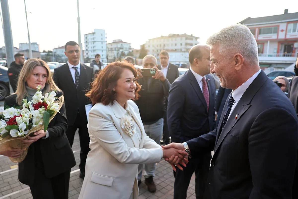 Ticaret Bakanı Bolat, Ergene Belediyesi ile İstişare Toplantısı Yaptı Ticaret Bakanı Bolat, Ergene Belediyesi ile İstişare Toplantısı Yaptı