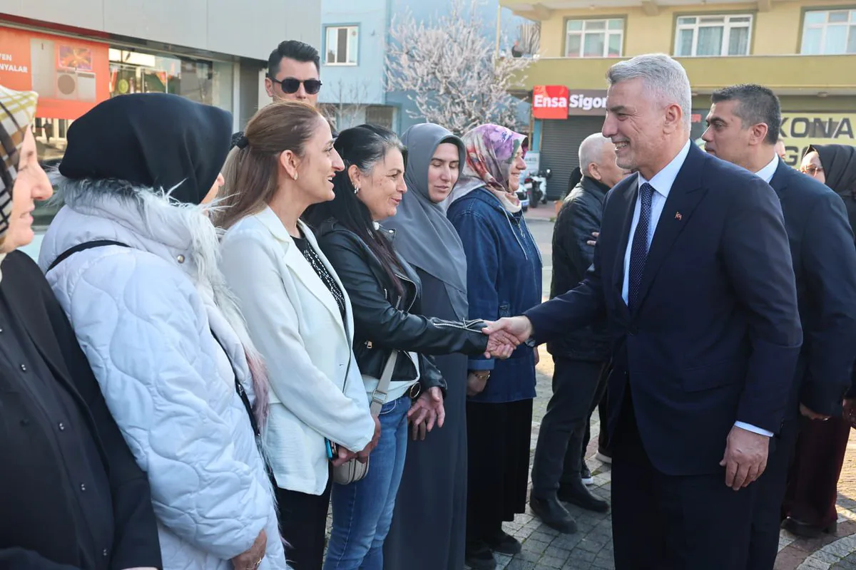 Ticaret Bakanı Bolat, Tekirdağ'da Ergene İlçe Teşkilatını Ziyaret Etti Ticaret Bakanı Bolat, Tekirdağ'da Ergene İlçe Teşkilatını Ziyaret Etti