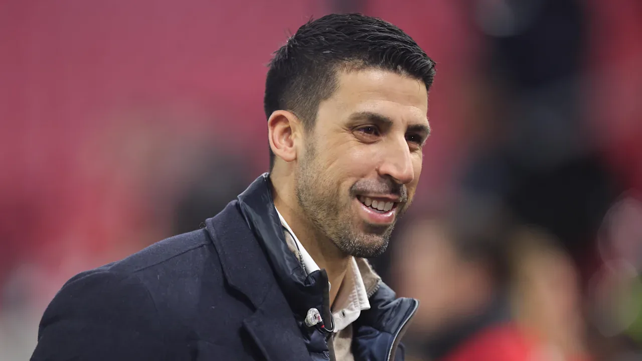 Mourinho'nun Real Madrid Planı: Eski öğrencisi Sami Khedira'ya sürpriz teklif Mourinho'nun Real Madrid Planı: Eski öğrencisi Sami Khedira'ya sürpriz teklif