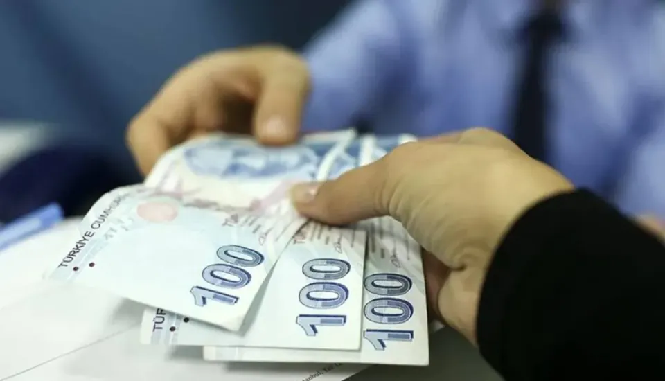 Vergi borçlarına 72 ay taksit ve faiz indirimi: Başvuru şartları belli oldu görseli