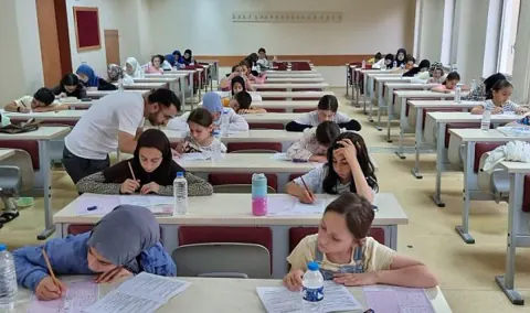 Bayburt'ta Öğrenciler İçin Bilgi Yarışması: Ödüller Gram Altın ve Nakit Para