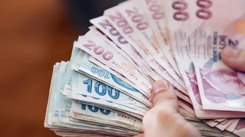 SGK Emekli Sandığı Temmuz Zam Farkları Ödeniyor: 2,5 Milyon Kişiye 14,5 Milyar TL