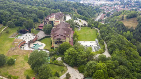Bolu Gazelle Otel'deki kaçak yapılarda yıkım süreci başladı