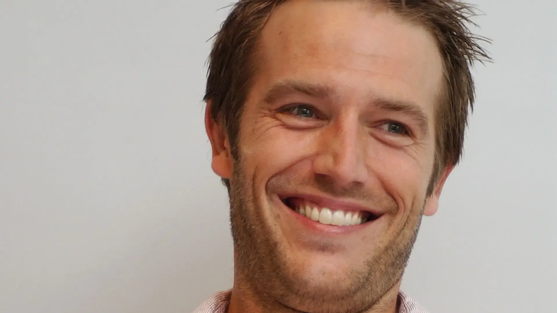 Michael Vartan: 'Alias' Yıldızı Hollywood'i Terk Edip Fransa'da Neden Sessiz Yaşam Seçti? Michael Vartan: 'Alias' Yıldızı Hollywood'i Terk Edip Fransa'da Neden Sessiz Yaşam Seçti?