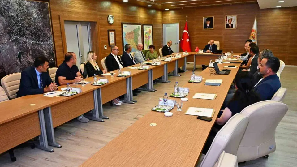 Denizli'de 10 antik kente 80 bin eserin çıkarıldığı kazılara hız veriliyor görseli