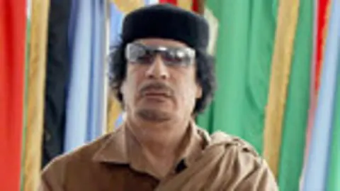 Kaddafi'nin 42 Yıllık İktidarı: Petrol Zenginliğinden 'Yeşil Kitap' Teorisine ve Sirte'deki Sonuna
