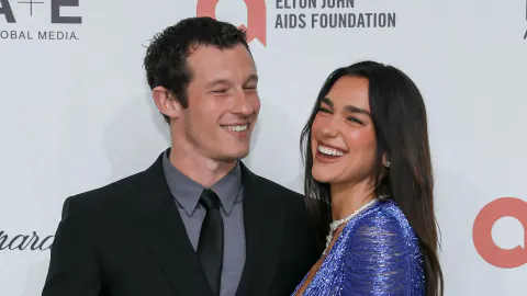 Dua Lipa ve Callum Turner'ın Balayı Kareleri Sosyal Medyayı Salladı