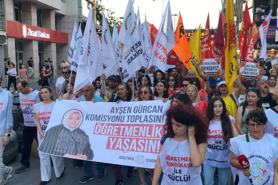 Mülakat Mağduru Öğretmenlerin Ankara Direnişi: 'Sözünüzü Tutun' görseli
