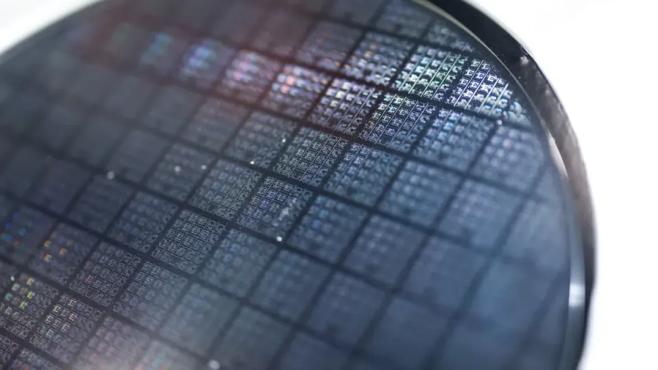 Asya Teknoloji Hisselerinde Sert Düşüş: SK Hynix ve Samsung Kan Kaybediyor görseli