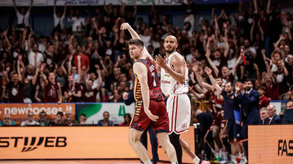 Venezia'dan Şok Dönüş: Olimpia Milano'nun Şampiyonluk Yoluna Set Çekildi görseli