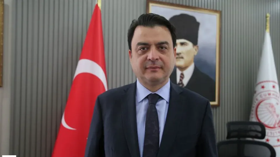 Vali Köklü 103. Yıl Mesajında Birlik Vurgusu Yaptı: "Cumhuriyeti Daha İleriye Taşımak Görevimiz" görseli