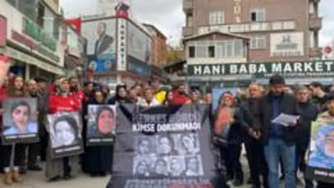 Dilovası'ndaki parfüm fabrikası yangını soruşturmasında 8 belediye görevlisi gözaltında