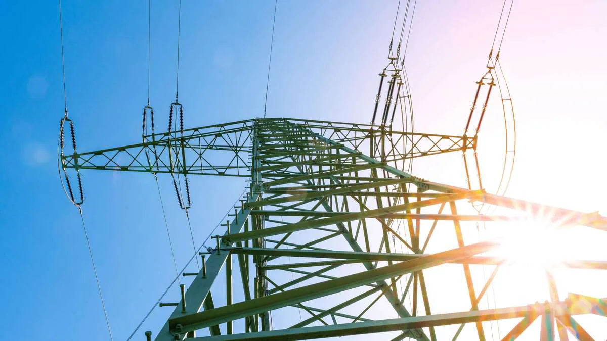 Münih'te Geniş Çaplı Elektrik Kesintisi: 4 Semt Karanlığa Gömüldü Münih'te Geniş Çaplı Elektrik Kesintisi: 4 Semt Karanlığa Gömüldü