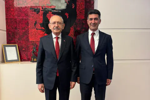 CHP Yalova İl Başkanı Mesut Tutuğ'dan İktidar Mesajı: 'O Gemi CHP'dir' CHP Yalova İl Başkanı Mesut Tutuğ'dan İktidar Mesajı: 'O Gemi CHP'dir'