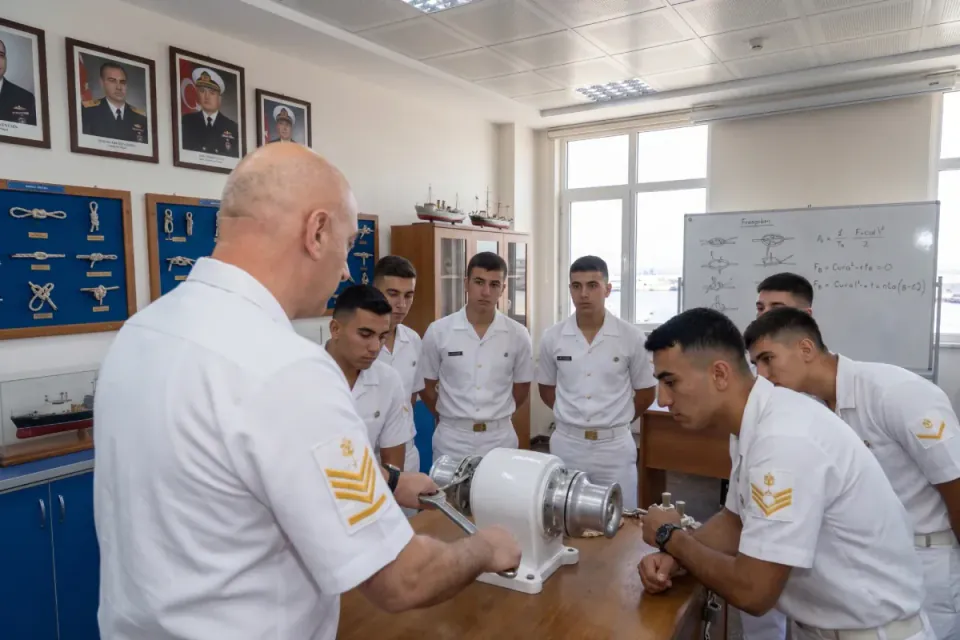 Mavi Vatan'ın Geleceği Yalova'da: MSÜ DAMYO'da Yapay Zeka ve VR Dönemi görseli