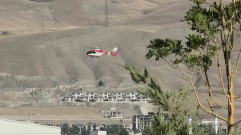 Van'da Hamile Kadına Helikopterle Acil Müdahale
