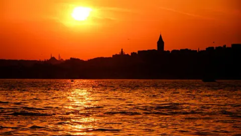 Meteoroloji'den Kritik Temmuz Uyarısı: Sıcaklıklar 42 Dereceye Çıkacak